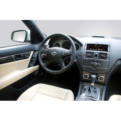 Штатна магнітола Mercedes C class (W204) 2007-2010