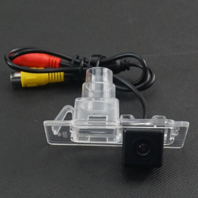 Камера заднього виду iDial CCD-8257 HYUNDAI ELANTRA MD, AD/KIA CEED, CERATO